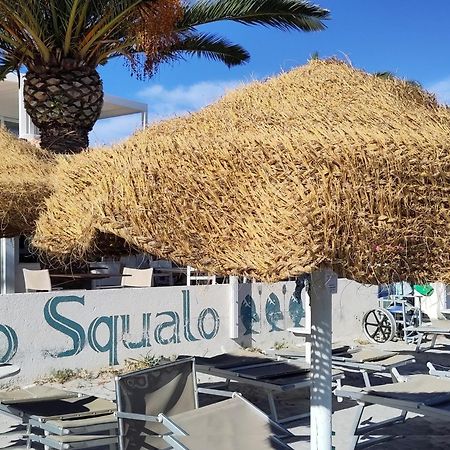 Casa Vacanze Lo Squalo Olbia Exterior photo