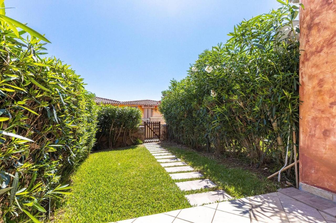 Casa Vacanze Lo Squalo Olbia Exterior photo