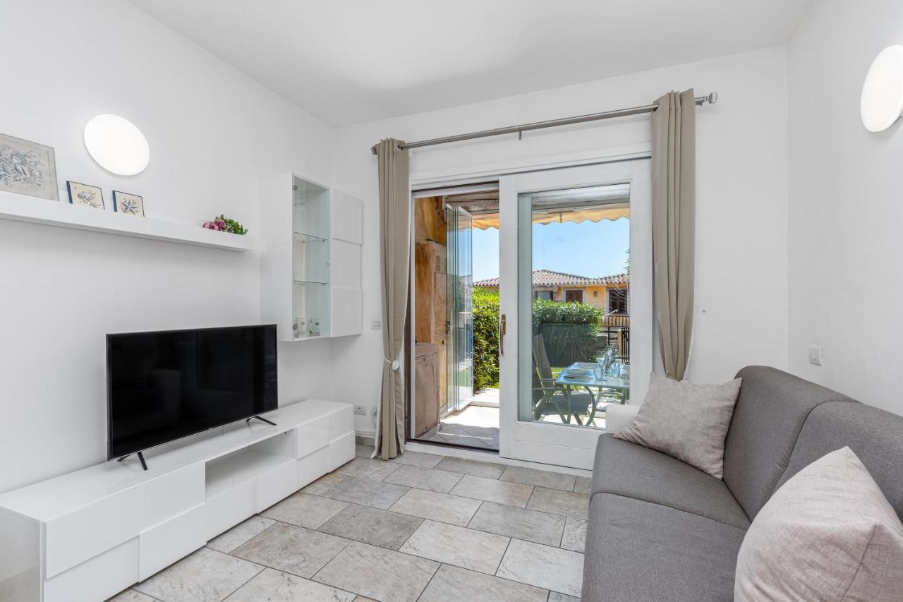 Casa Vacanze Lo Squalo Olbia Exterior photo